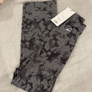 BRAND NEW CAMO GYMSHARK SEAMLESS